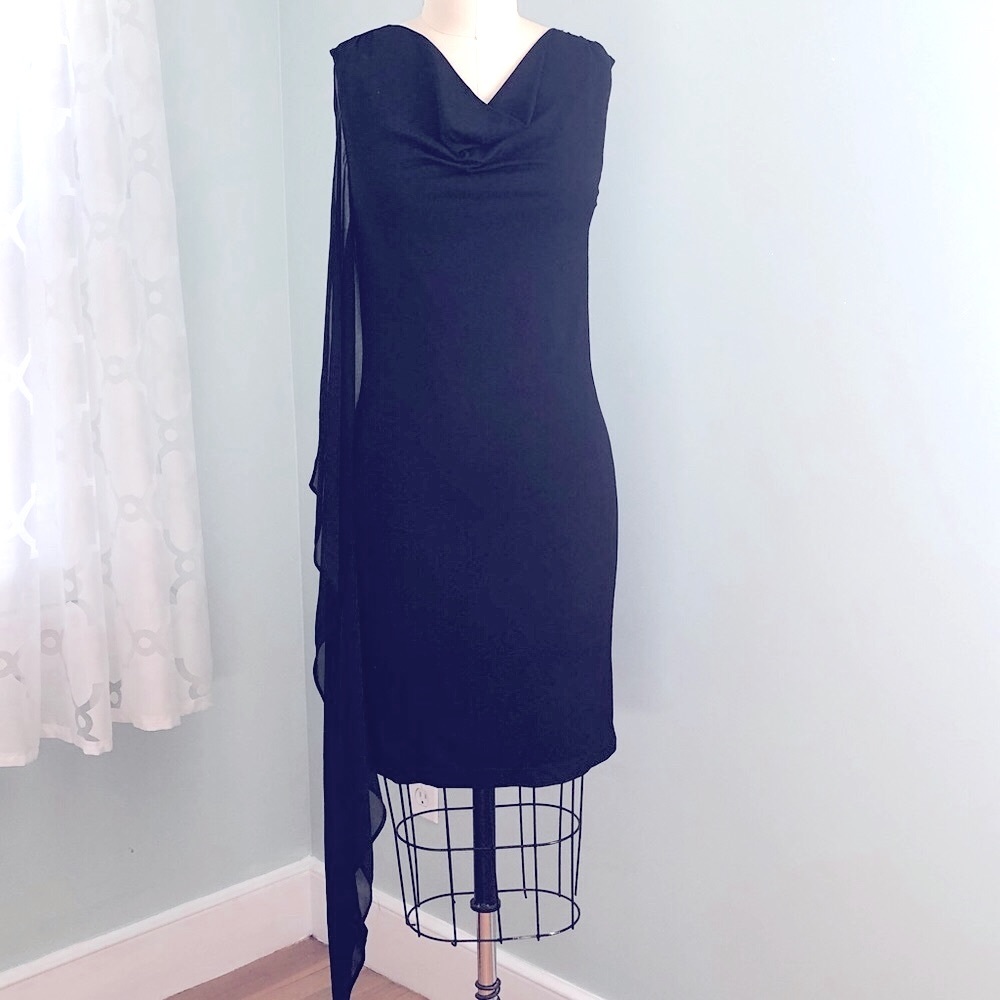 SALE🔥BCBGMAXAZRIA Black Side Drape Cocktail Dress (Small)